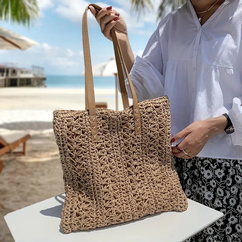 Gewebte Strandtasche für den Sommer