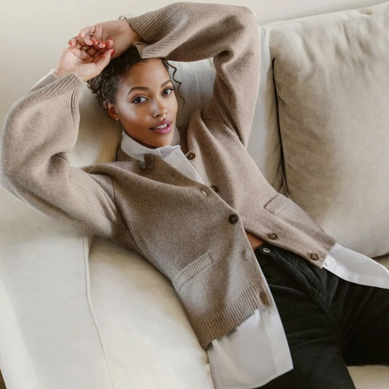 Elegante und weiche Strickjacke