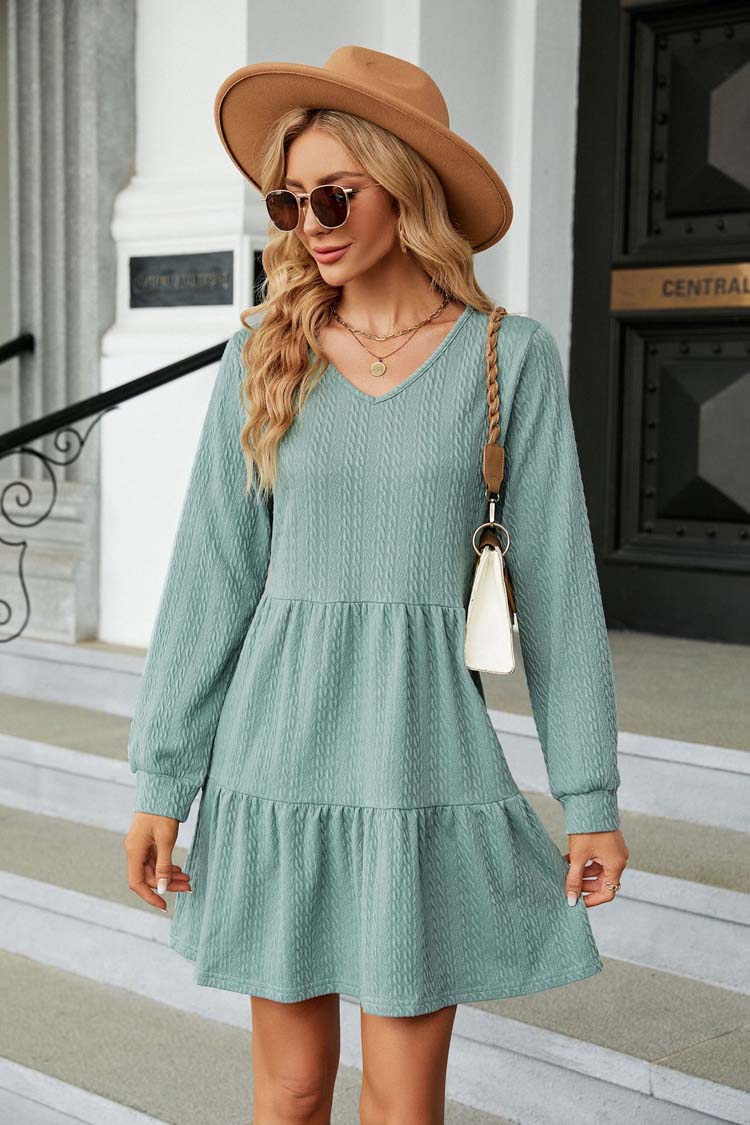 Kuscheliges - Grünes Kleid mit Rüschen für dich