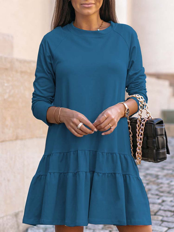 Kuscheliges - Blaues Kleid mit Rüschen für dich