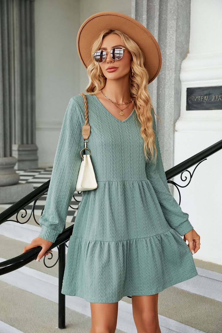 Kuscheliges - Grünes Kleid mit Rüschen für dich