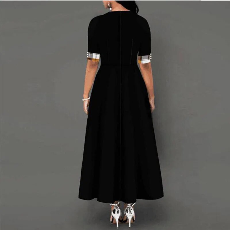 Weiches - Kariertes Kleid mit halben Ärmeln für dich