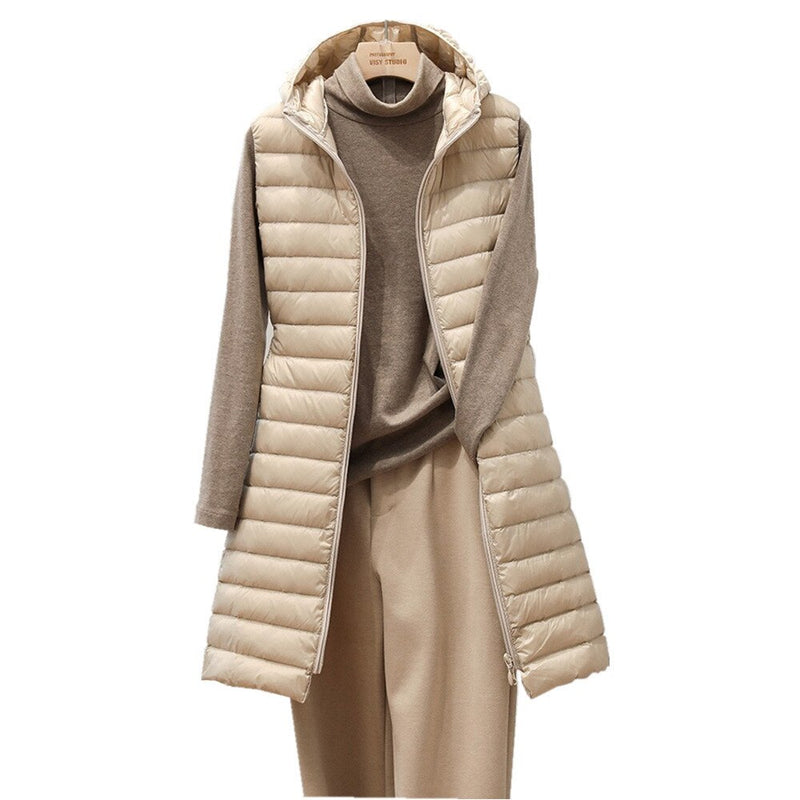 Aya - Stylische und leichte Jacke mit Kapuze