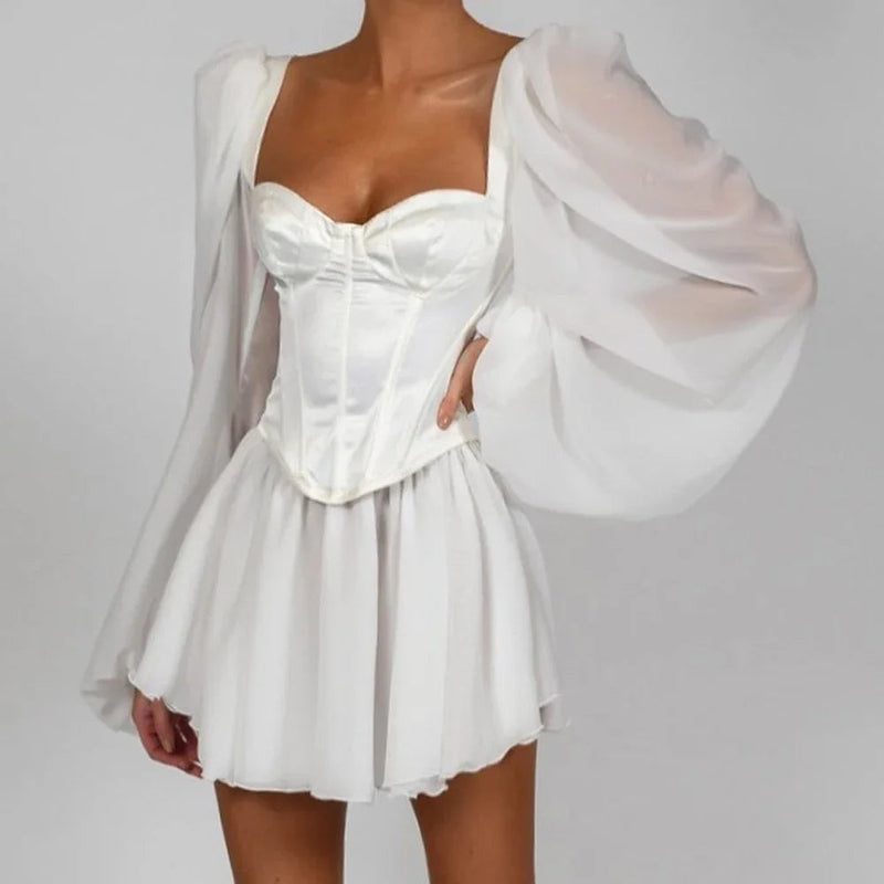 Elegantes Heidi -Satin Bustier Mini Kleid mit Puffärmeln