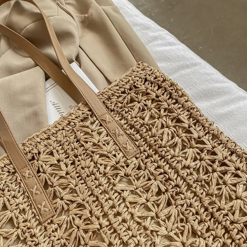 Gewebte Strandtasche für den Sommer