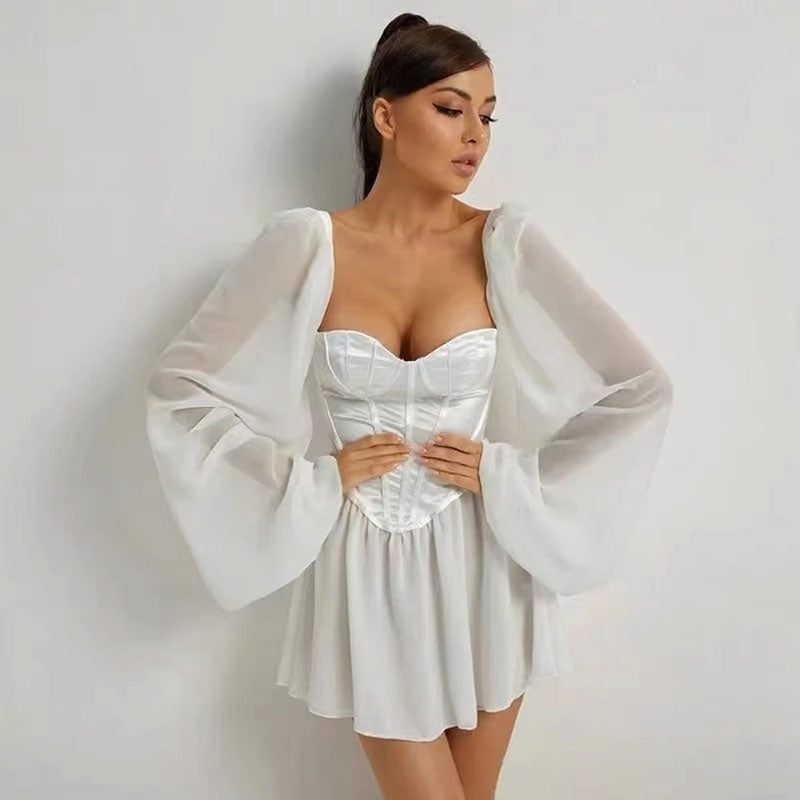 Elegantes Heidi -Satin Bustier Mini Kleid mit Puffärmeln
