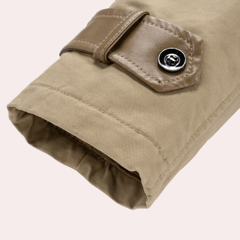 Eleganter, warmer Trenchcoat für Männer