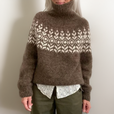 Matylda - Vintage Pullover mit hohem Halsausschnitt