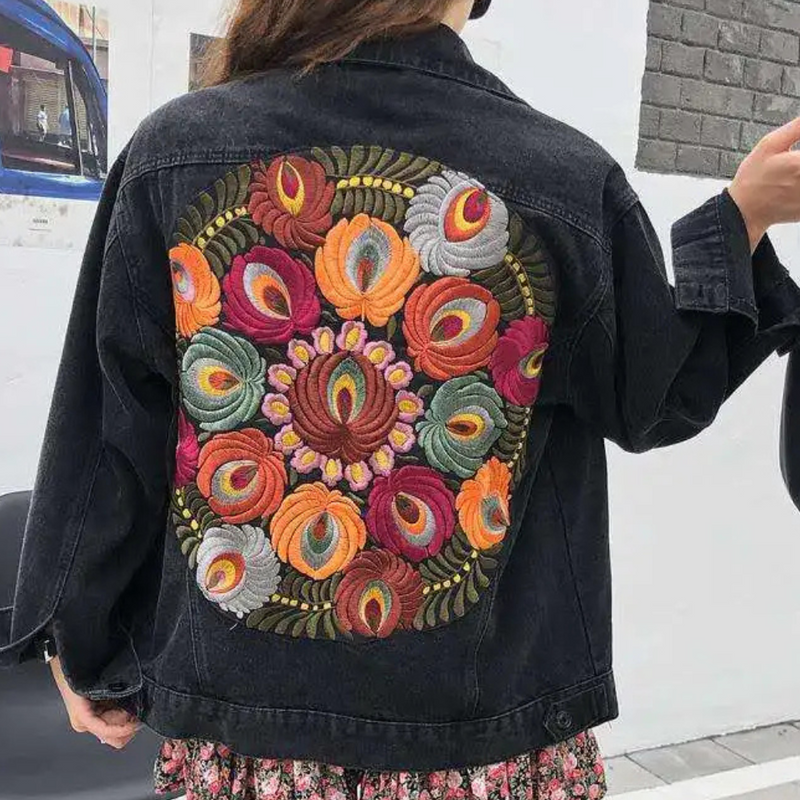Elegante und bequeme Damenjacke