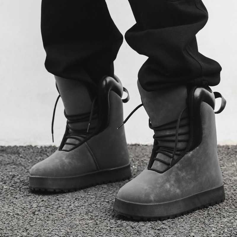 Elegante Herrenschuhe im Cowboy-Stil