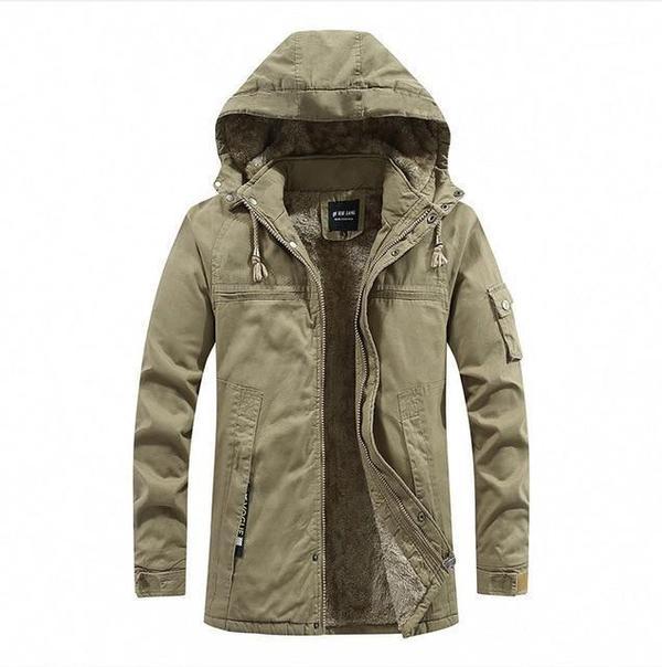 Kiano - Stylische und funktionale Militärjacke