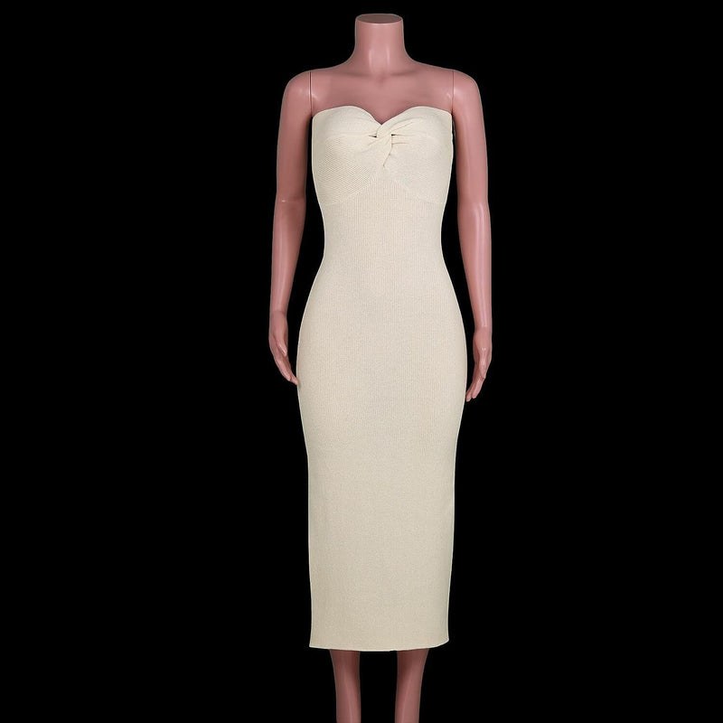 Elegantes Rippstrick-Maxikleid mit Herzausschnitt