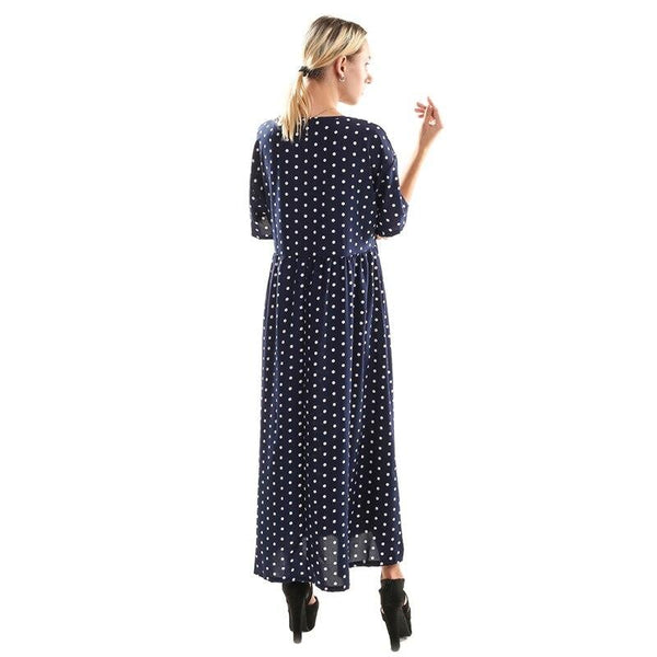 Elegantes Maxikleid mit Tupfen für den Sommer
