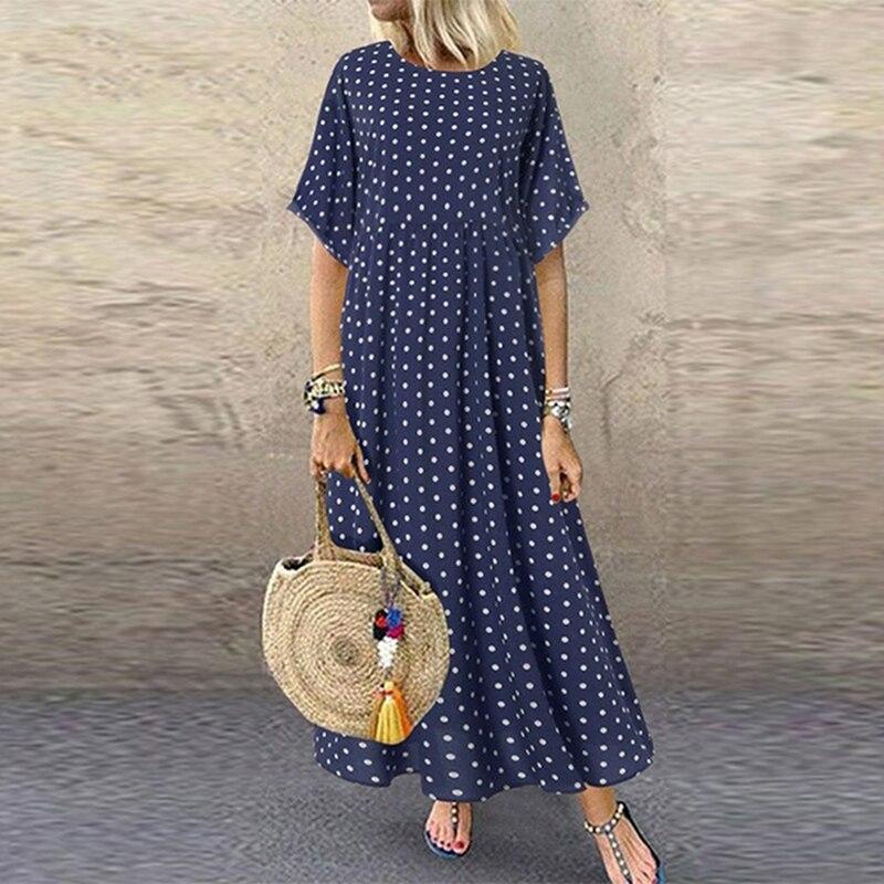 Elegantes Maxikleid mit Tupfen für den Sommer