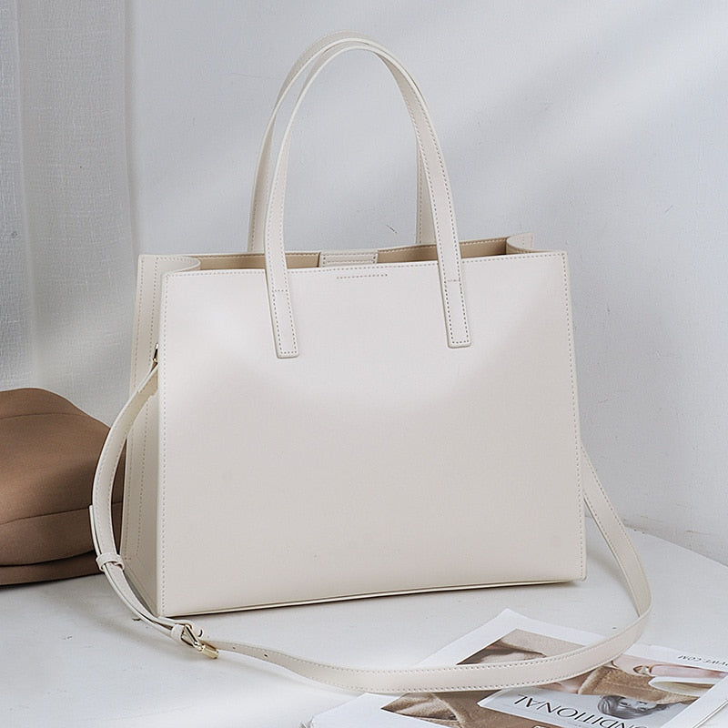 Joanna - Elegante Handtasche aus rotem Leder