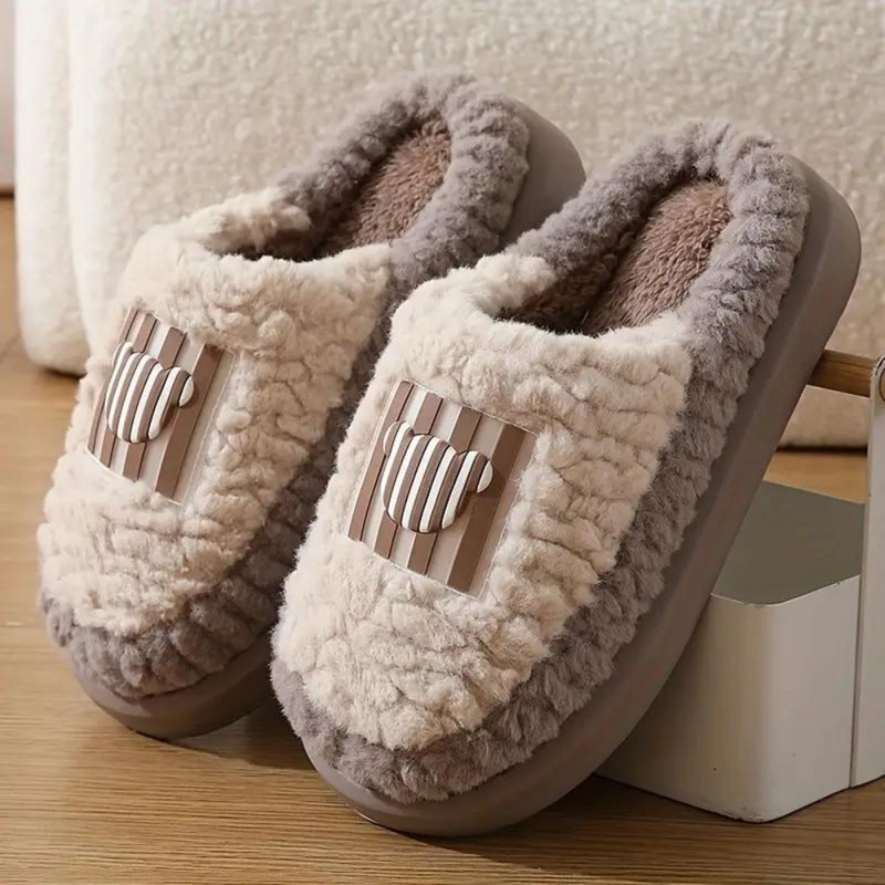 Weiche und elegante Pantoffeln für Herren